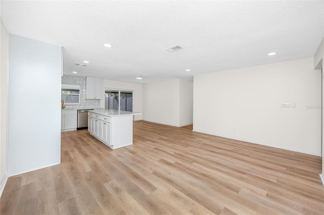 8808 90TH WAY N, Largo, FL 33777