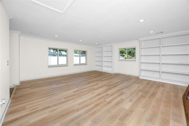 8808 90TH WAY N, Largo, FL 33777