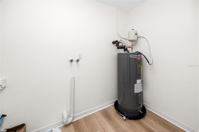 8808 90TH WAY N, Largo, FL 33777