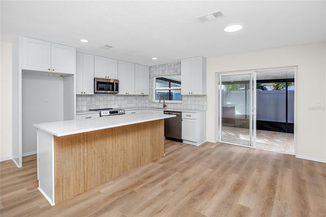 8808 90TH WAY N, Largo, FL 33777