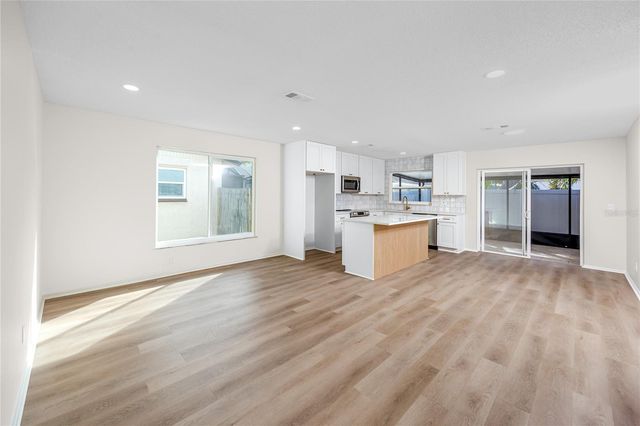 8808 90TH WAY N, Largo, FL 33777