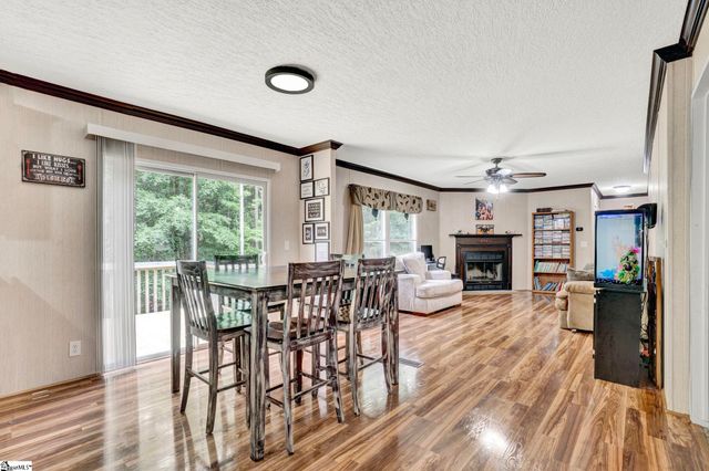 225 Tanglewood Way, Gray Court, SC 29645