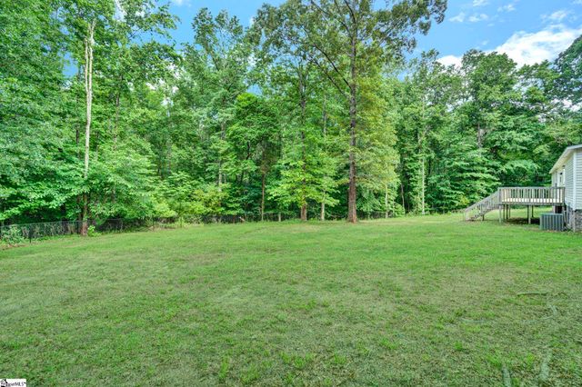225 Tanglewood Way, Gray Court, SC 29645