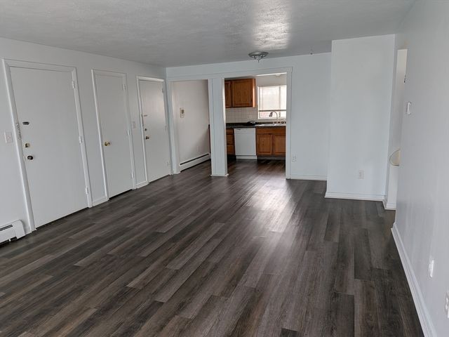 83-R Hobartst C4, Danvers, MA 01923