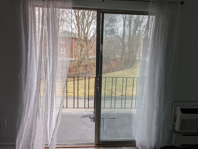 83-R Hobartst C4, Danvers, MA 01923