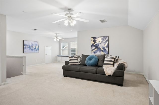 120 Myrtle Creek, Grapevine, TX 76051