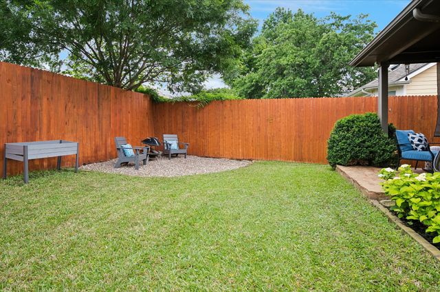120 Myrtle Creek, Grapevine, TX 76051