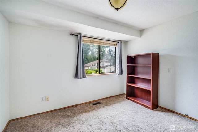 31107 11th Place SW, Federal Way, WA 98023