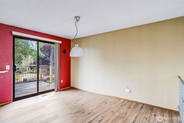 31107 11th Place SW, Federal Way, WA 98023