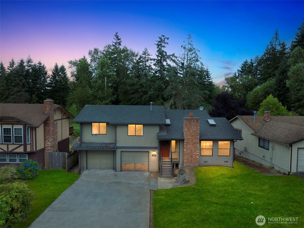 31107 11th Place SW, Federal Way, WA 98023