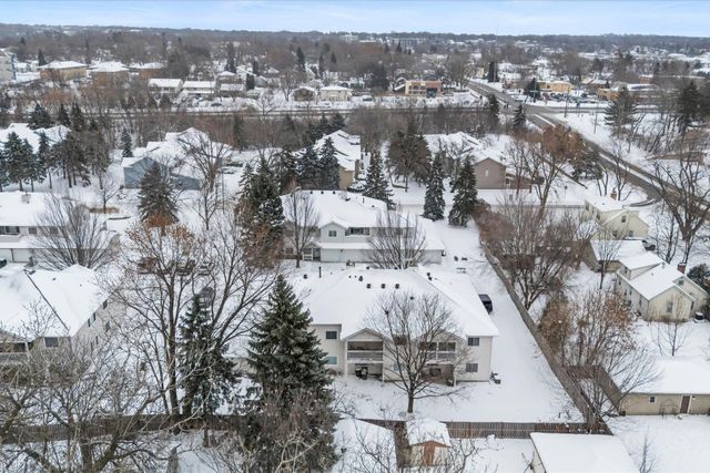 4040 Maureen Drive NE 202, Columbia Heights, MN 55421