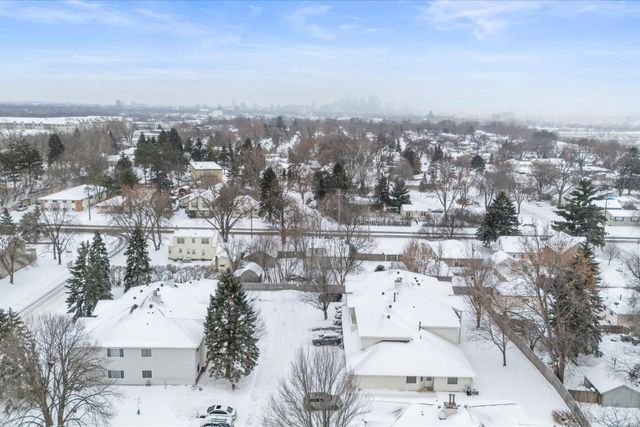 4040 Maureen Drive NE 202, Columbia Heights, MN 55421