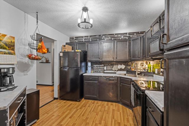 4040 Maureen Drive NE 202, Columbia Heights, MN 55421