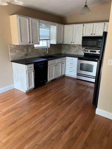 5405 Arlene St, Wichita, KS 67220