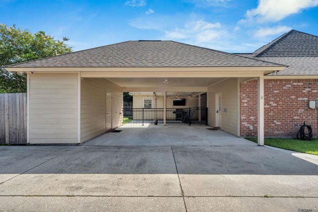 39100 S Angelle Ct, Gonzales, LA 70737