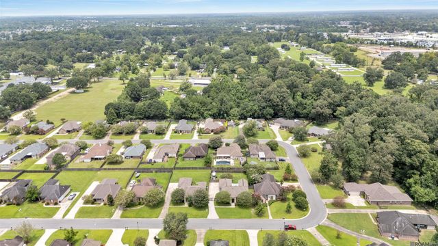39100 S Angelle Ct, Gonzales, LA 70737