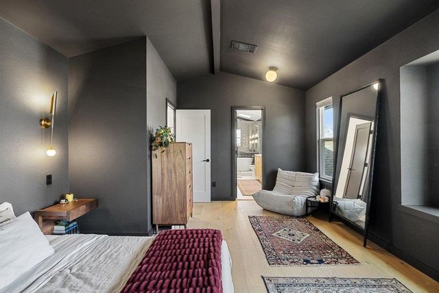 8202 Cache DR, Austin, TX 78749