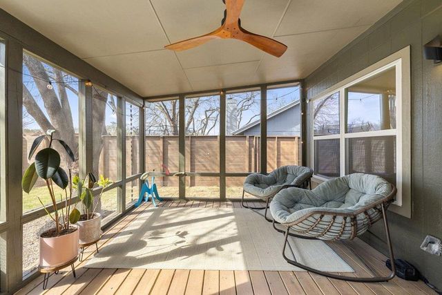 8202 Cache DR, Austin, TX 78749