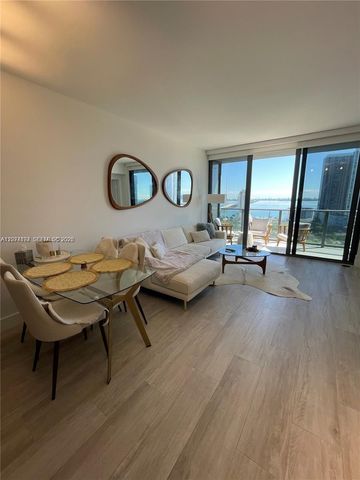 121 NE 34th Street 2005, Miami, FL 33137