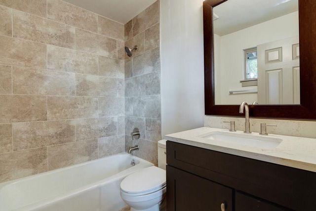 9415 Quail Meadow DR A, Austin, TX 78758