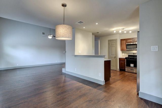 9415 Quail Meadow DR A, Austin, TX 78758