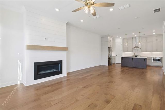 905 Shire Elm Street 24, Johns Creek, GA 30022