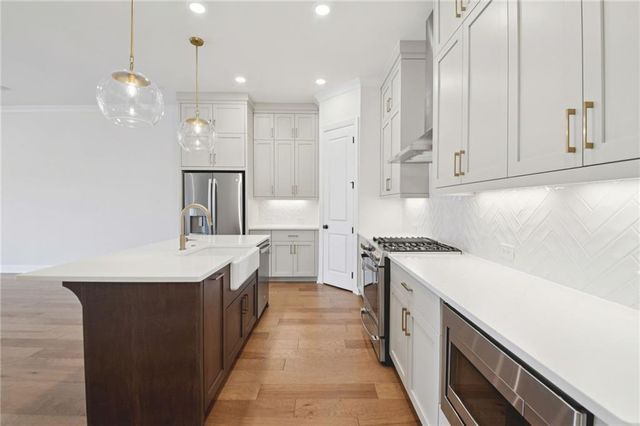 905 Shire Elm Street 24, Johns Creek, GA 30022