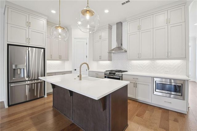 905 Shire Elm Street 24, Johns Creek, GA 30022