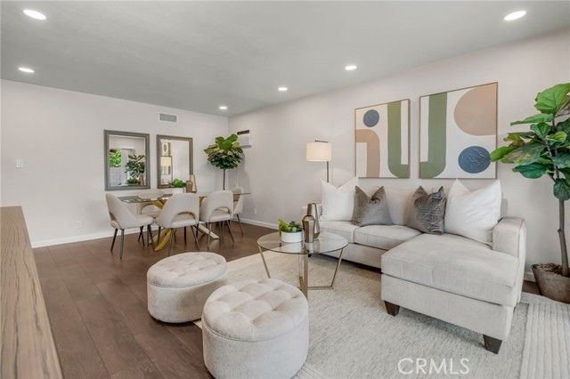 10471 Whirlaway Street, Cypress, CA 90630
