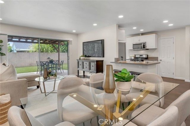 10471 Whirlaway Street, Cypress, CA 90630