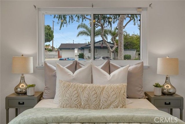 10471 Whirlaway Street, Cypress, CA 90630