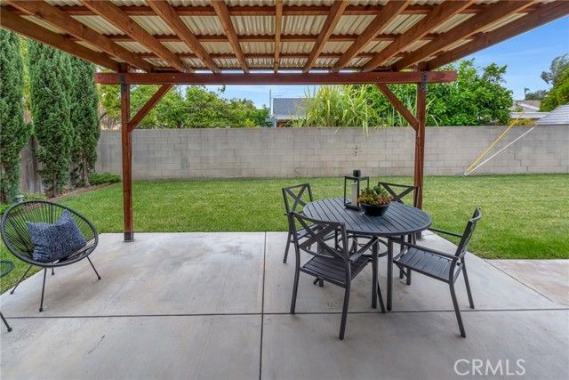 10471 Whirlaway Street, Cypress, CA 90630
