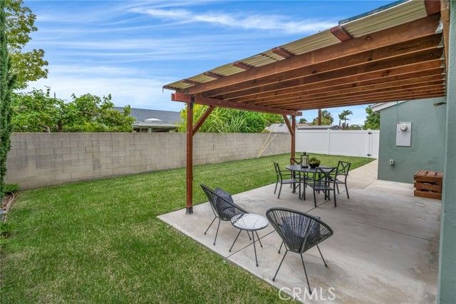 10471 Whirlaway Street, Cypress, CA 90630