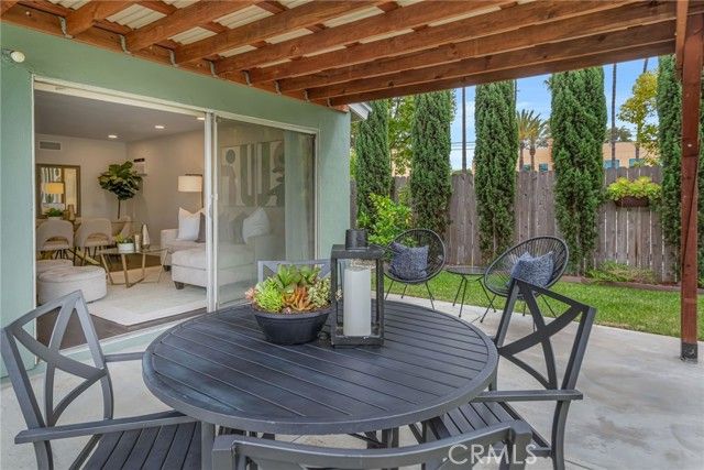 10471 Whirlaway Street, Cypress, CA 90630