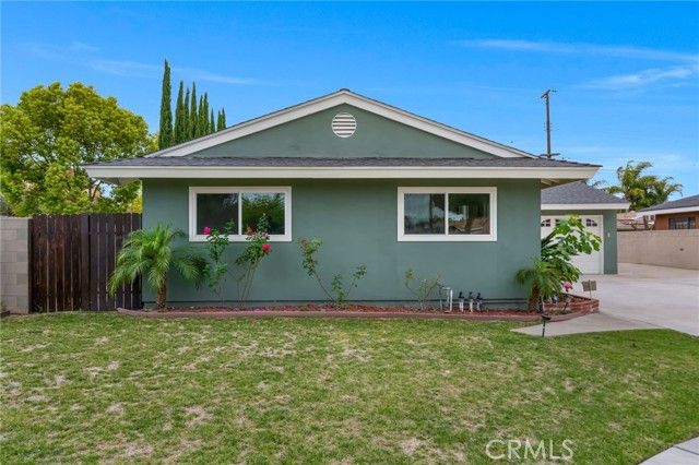 10471 Whirlaway Street, Cypress, CA 90630