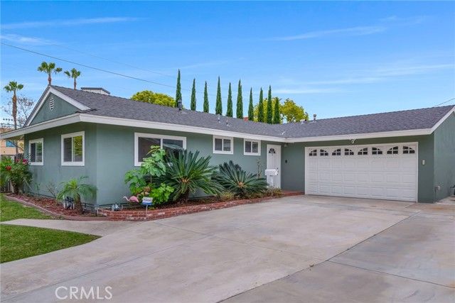 10471 Whirlaway Street, Cypress, CA 90630