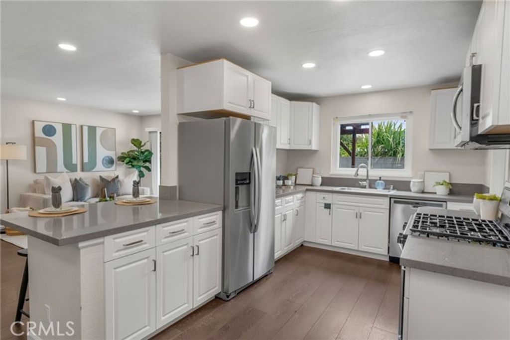 10471 Whirlaway Street, Cypress, CA 90630