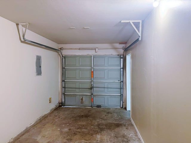 9323 Eaglewood Spring Drive, Houston, TX 77083