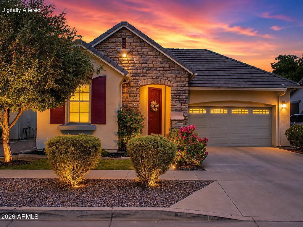 15352 W WETHERSFIELD Road, Surprise, AZ 85379 — photo 3