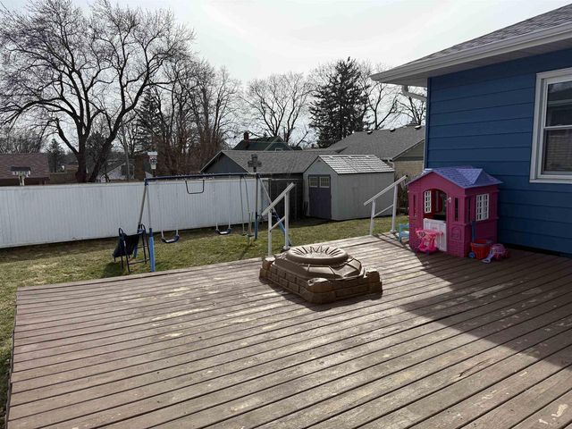 407 Wilson Street, Edgerton, WI 53534