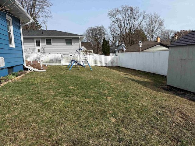 407 Wilson Street, Edgerton, WI 53534