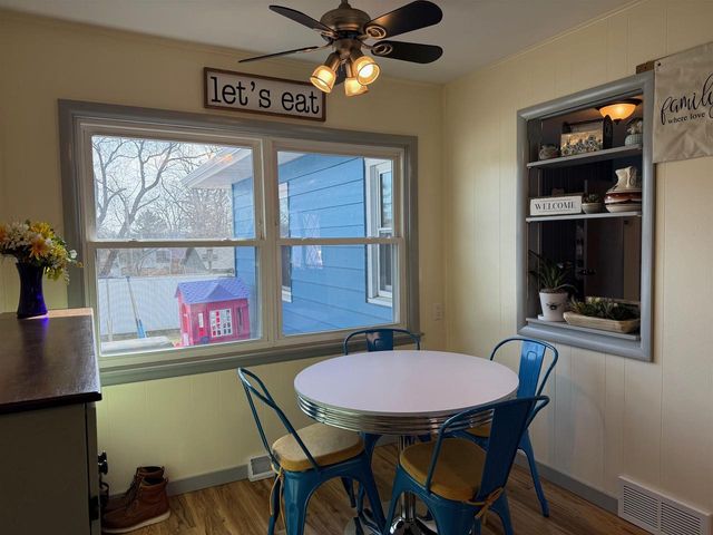 407 Wilson Street, Edgerton, WI 53534