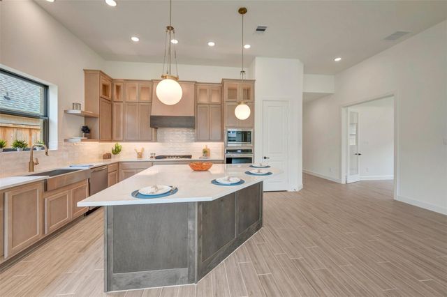 26524 Pioneer Pointe Court, Montgomery, TX 77316