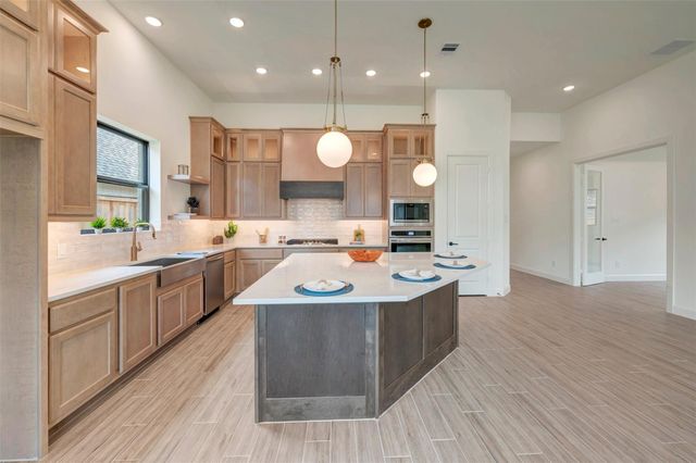 26524 Pioneer Pointe Court, Montgomery, TX 77316