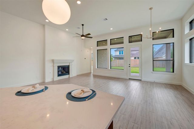 26524 Pioneer Pointe Court, Montgomery, TX 77316
