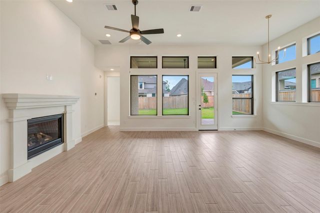 26524 Pioneer Pointe Court, Montgomery, TX 77316