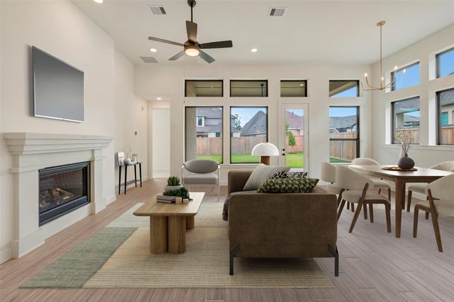 26524 Pioneer Pointe Court, Montgomery, TX 77316