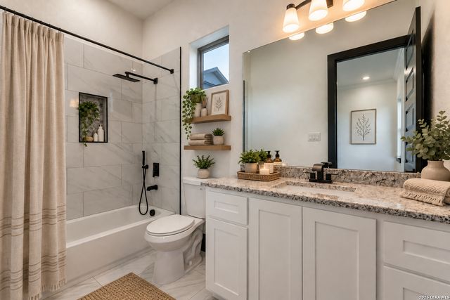202 Venado Oak, Castroville, TX 78009