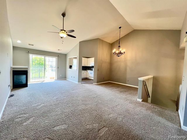 1992 Monarch Dr, Shelby Twp, MI 48316