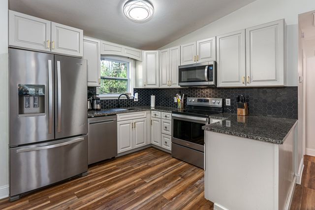 45 Mountain Stream Road, Murphy, NC 28906